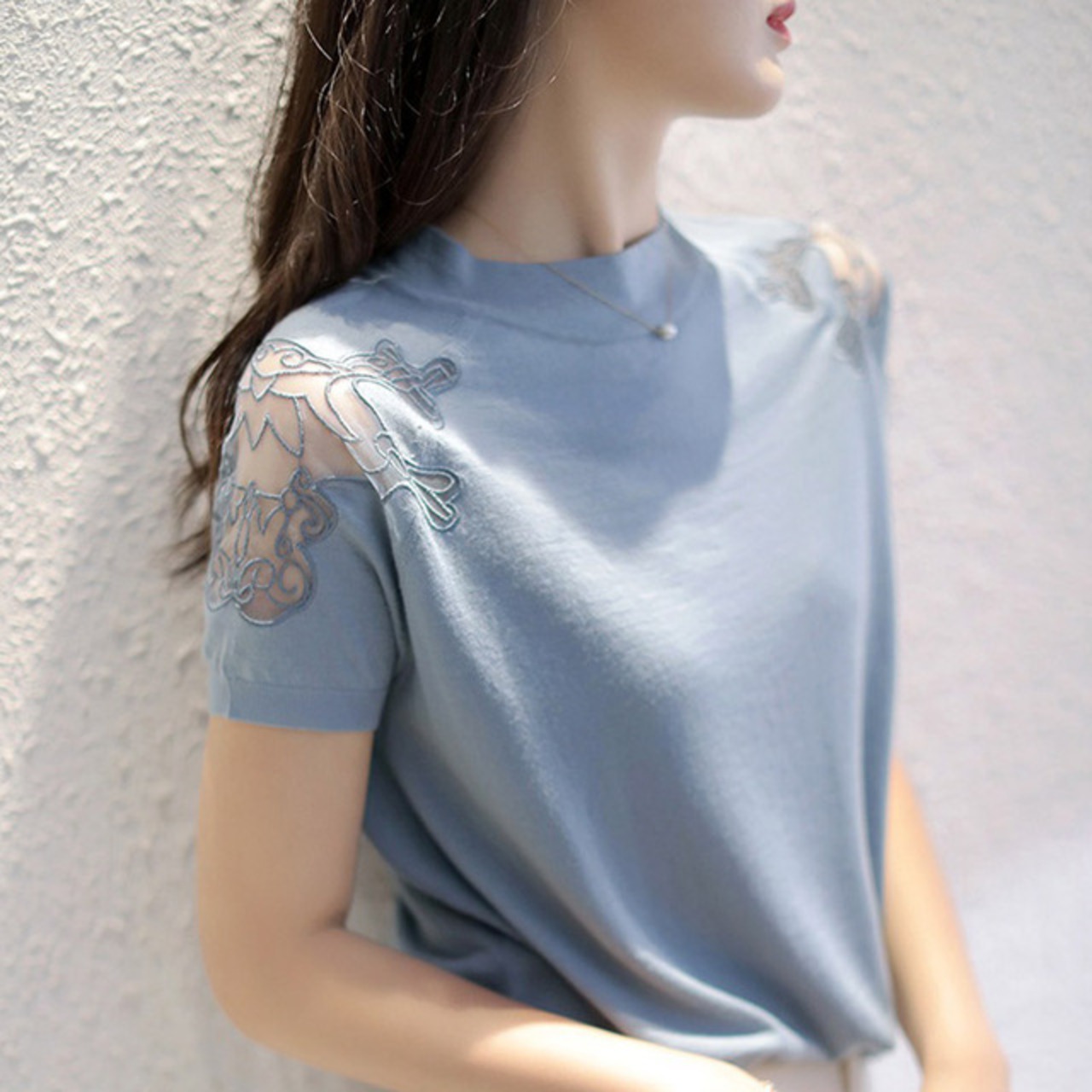 骨格ウェーブ ショルダーレースTシャツ