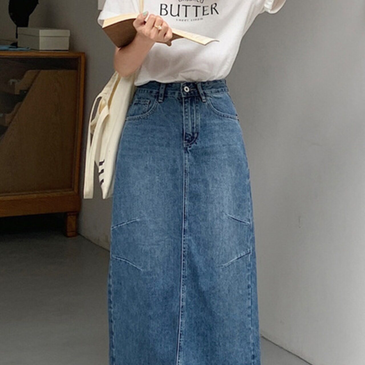 骨格ウェーブ ストレートデニムスカート