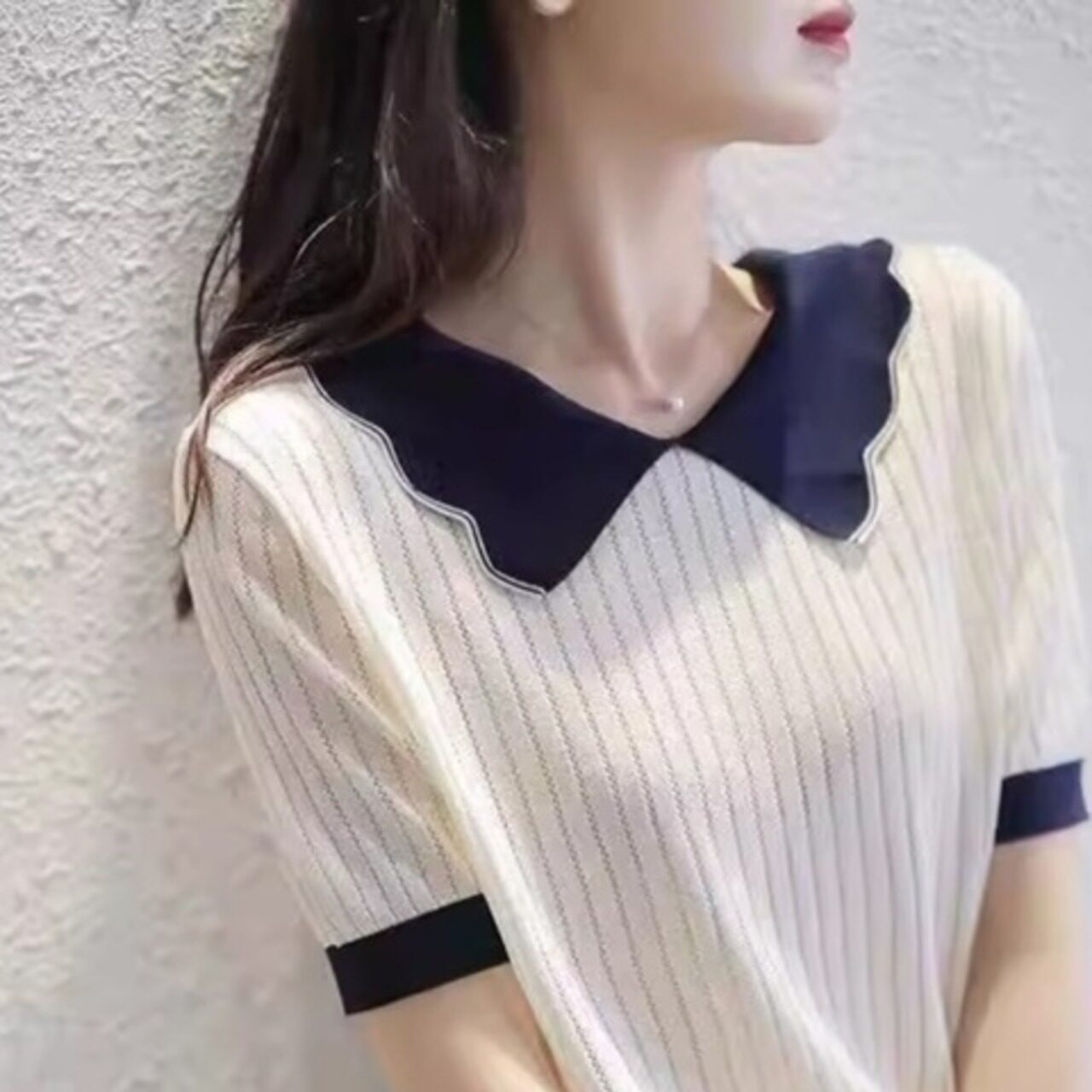 骨格ウェーブ バイカラーネックTシャツ