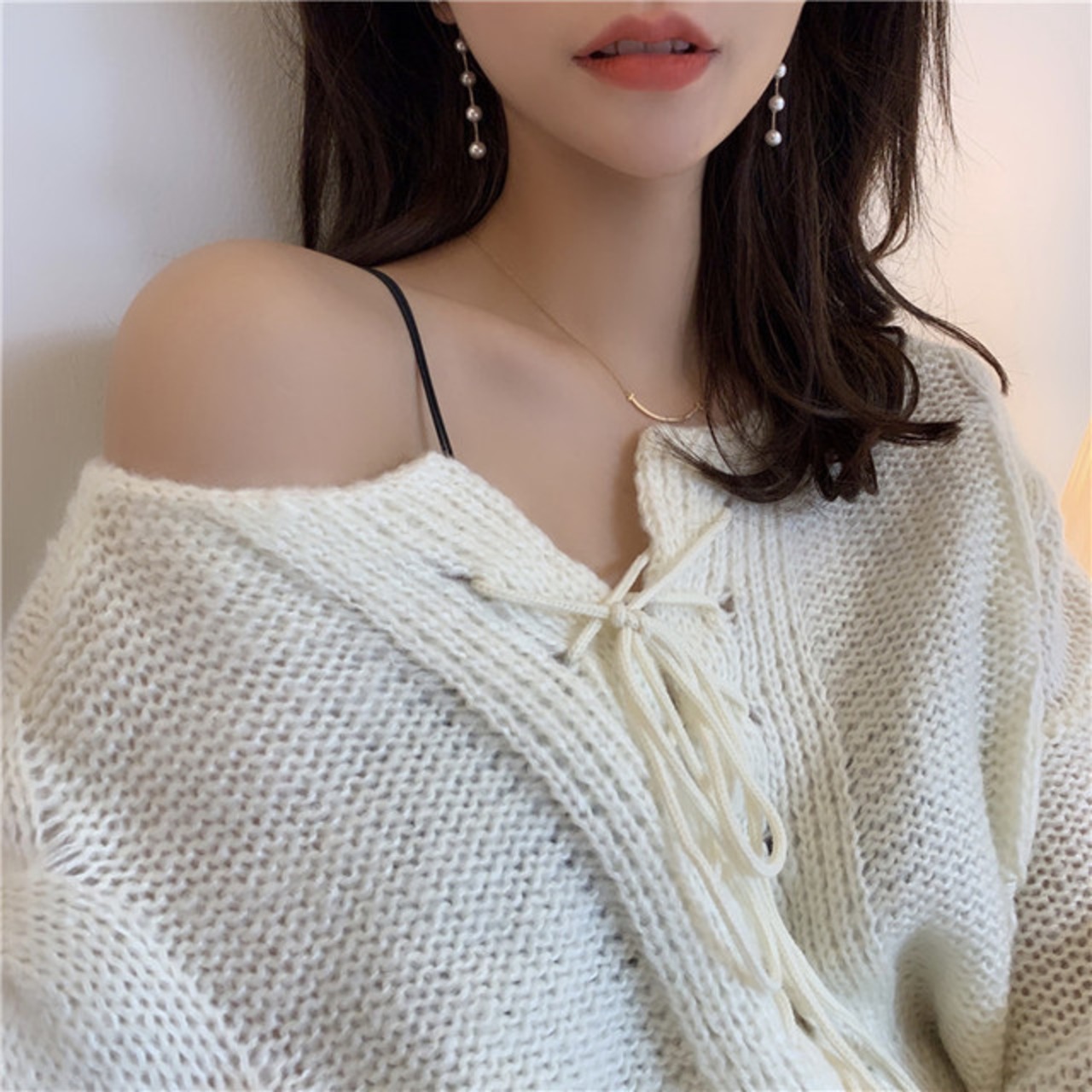骨格ウェーブ ロングパールピアス