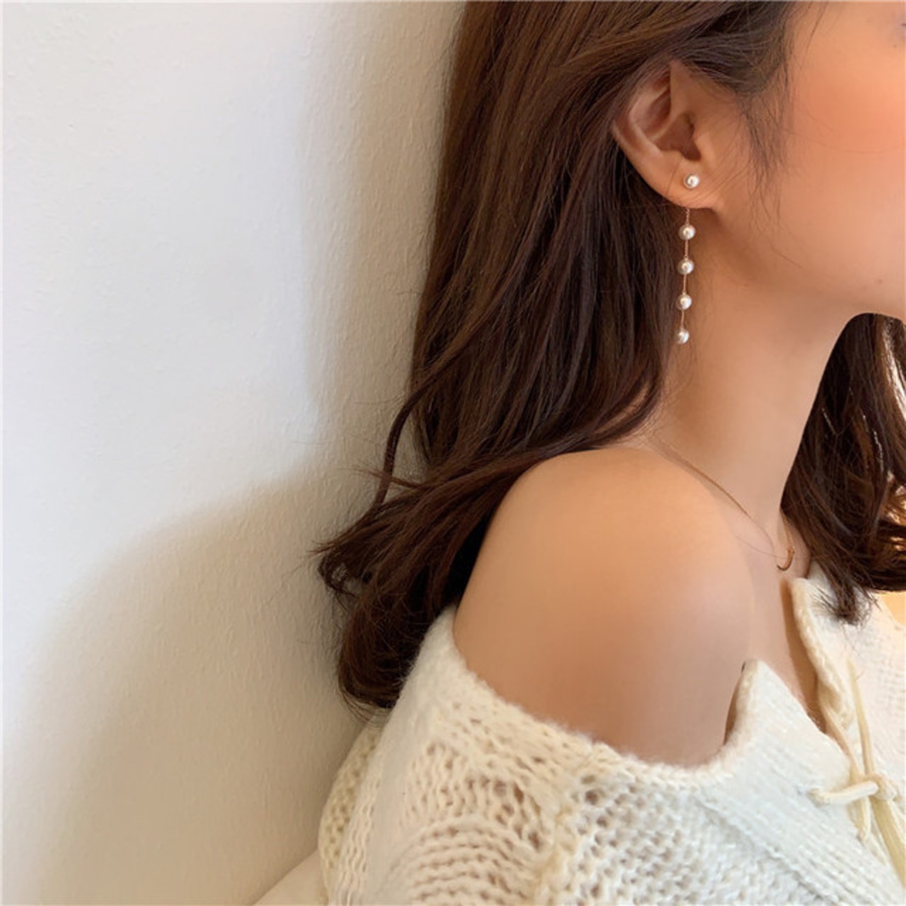 骨格ウェーブ ロングパールピアス