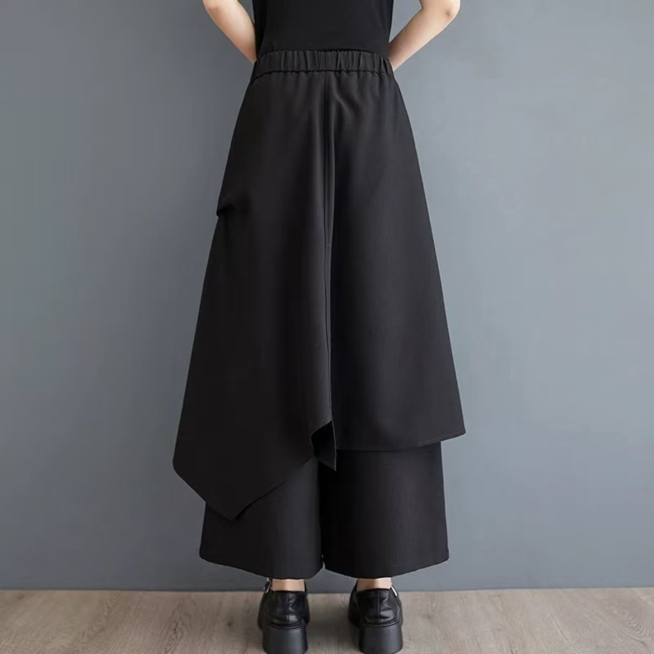 骨格ウェーブアシンメトリーフレアロングパンツ