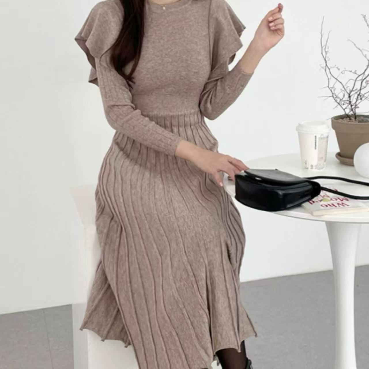 骨格ウェーブ服フリルロングワンピース