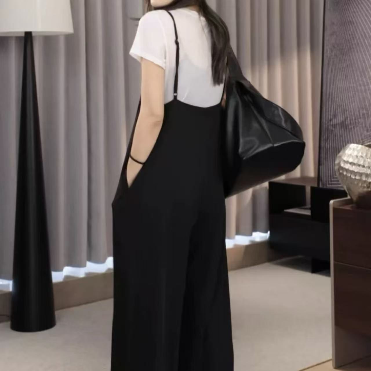 骨格ゆったりストレートシルエット　夏新作オールイン