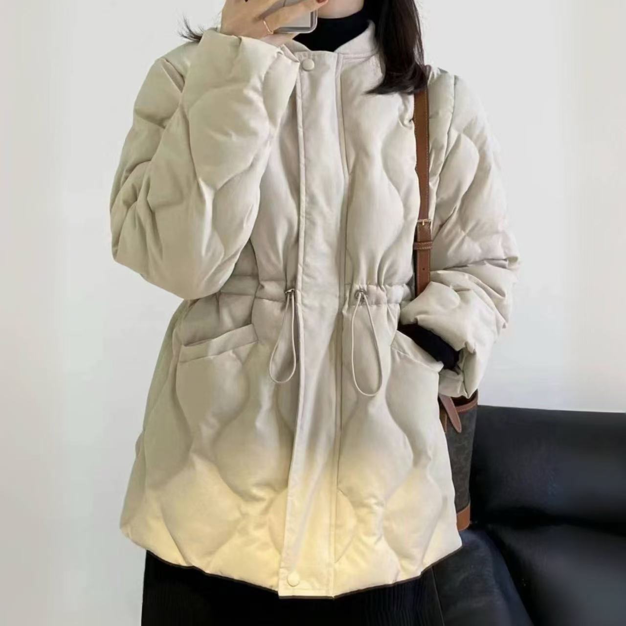 骨格ウェーブ服ウエストマーク付きキルティングアウター