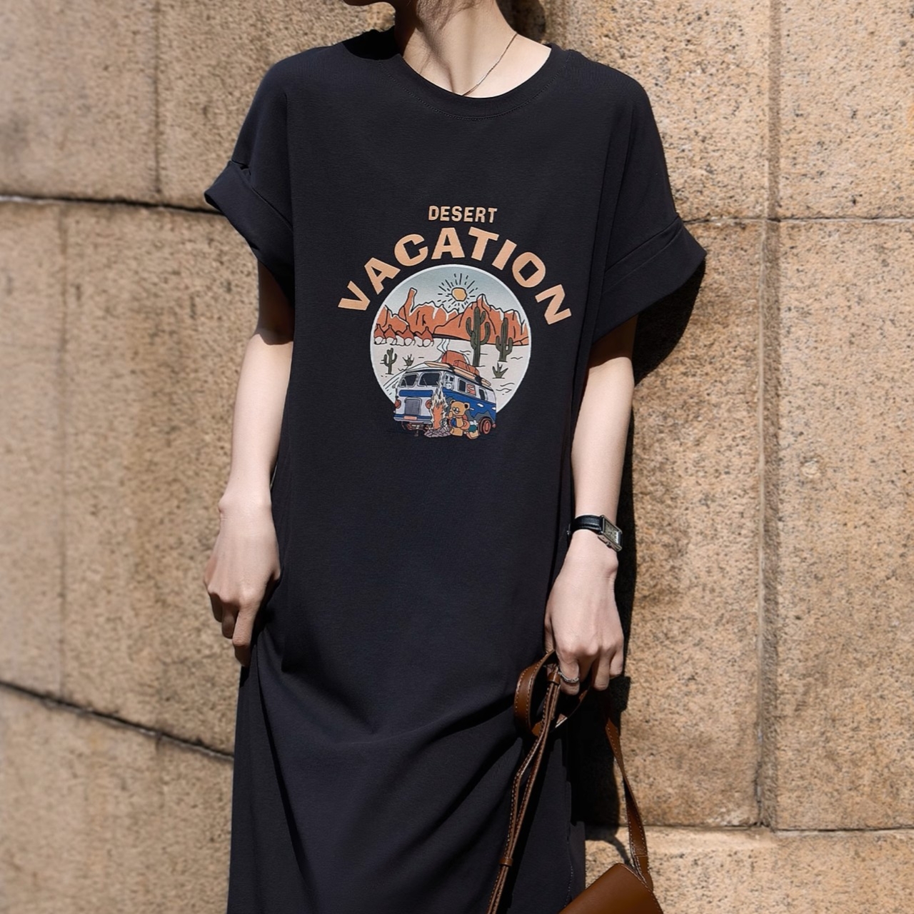 骨格ウェーブ プリントTシャツ Iライン ワンピース
