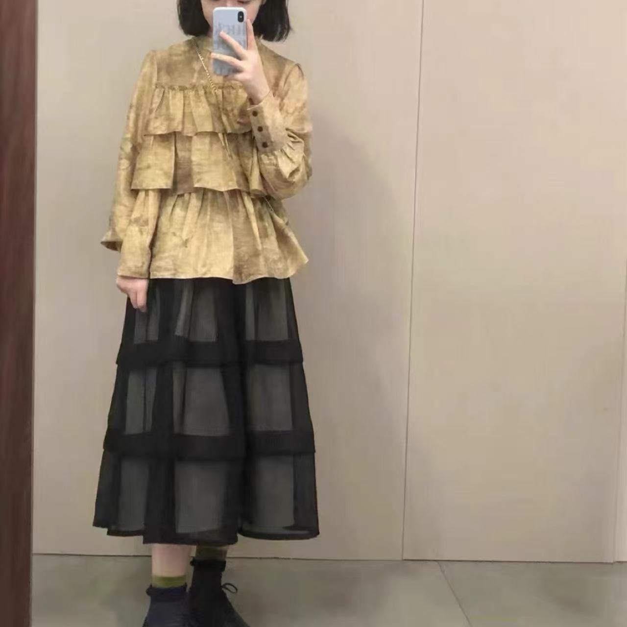 骨格ウェーブ 華やか見え 配色ストライプ チュールフレアスカート