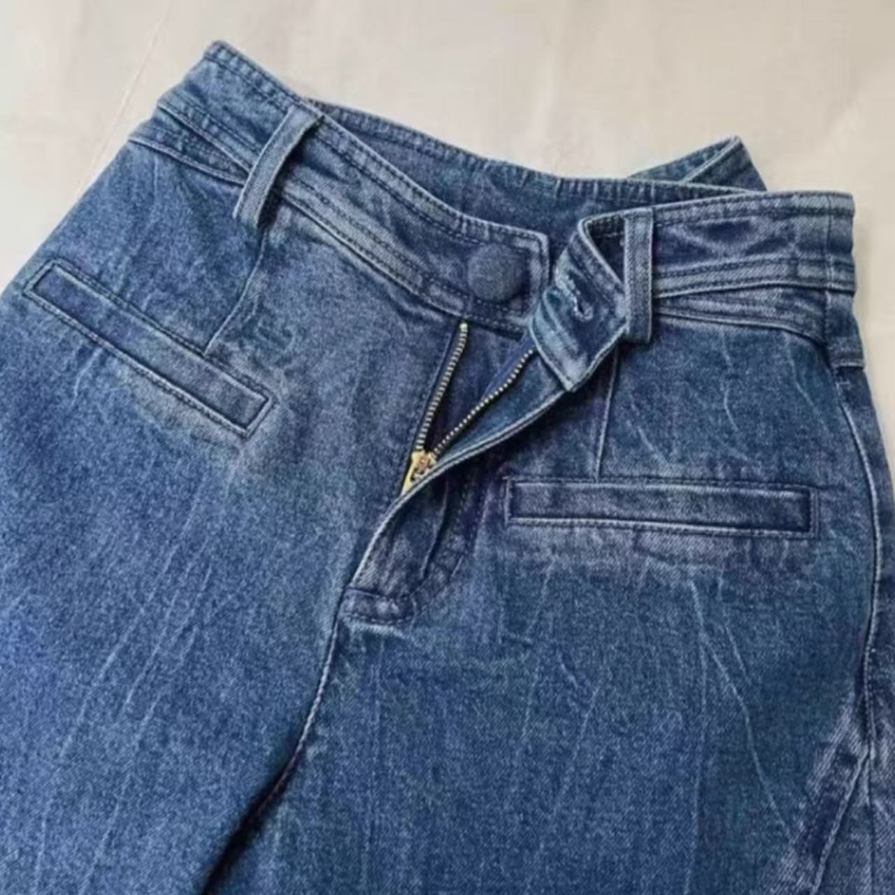 骨格ウェーブ バックリボンデザインハイウエスト デニムパンツ 脚長効果 