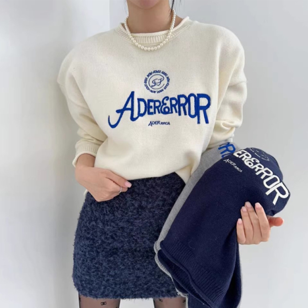 骨格ウェーブ レトロ×ゆるカジュアル 刺繍ロゴ入りニット